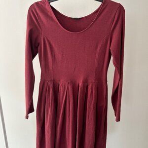 Aritzia (LG) Talula A-line Dress - Super Comfortable